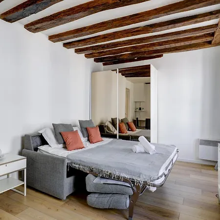 Apartment Steps By Le Marais Republique *